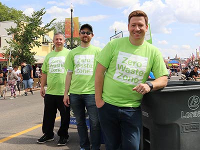 Pioneer employees volunteer in the Zero Waste Zone